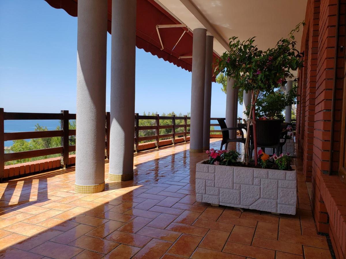 Shëngjin Hotel Brifs מראה חיצוני תמונה