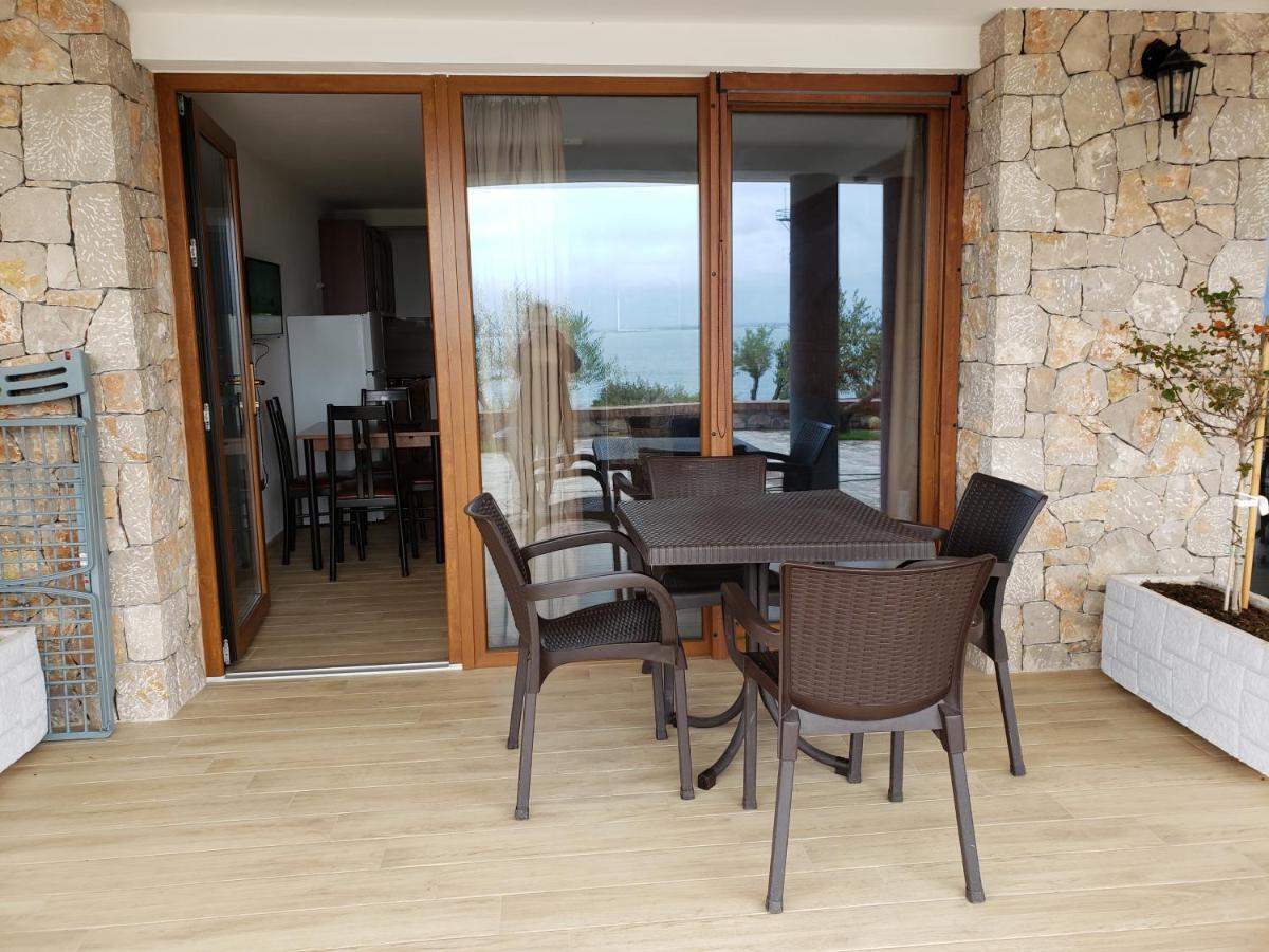 Shëngjin Hotel Brifs מראה חיצוני תמונה
