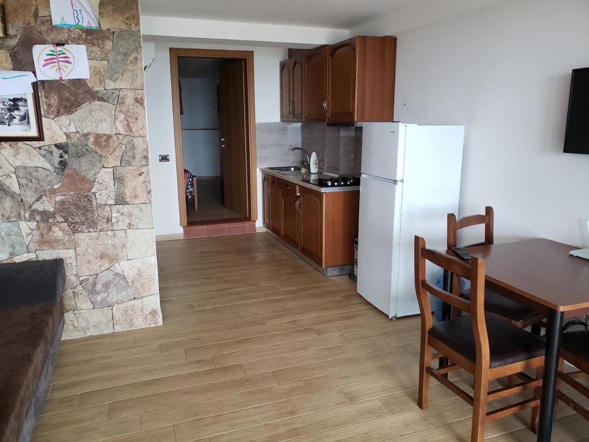 Shëngjin Hotel Brifs מראה חיצוני תמונה